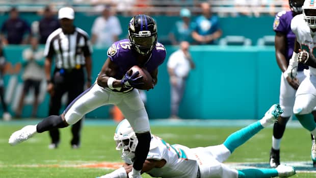 marquise-brown-ravens-debut-touchdowns.jpg